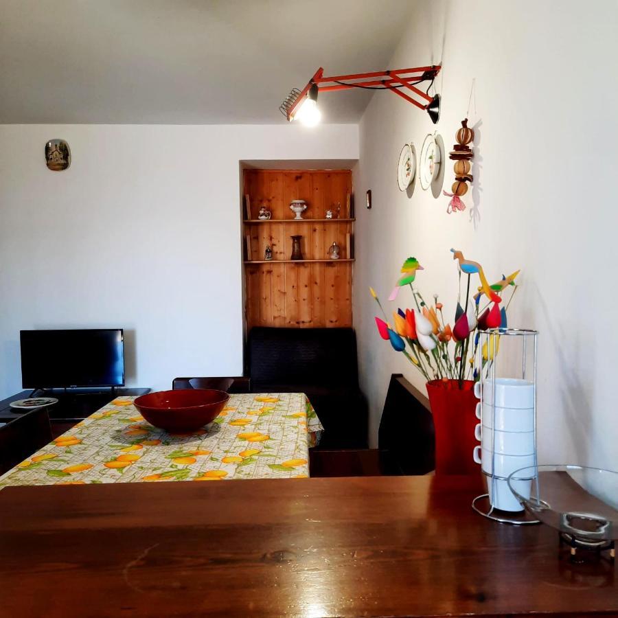 La Capanna Apartment Margno Ngoại thất bức ảnh